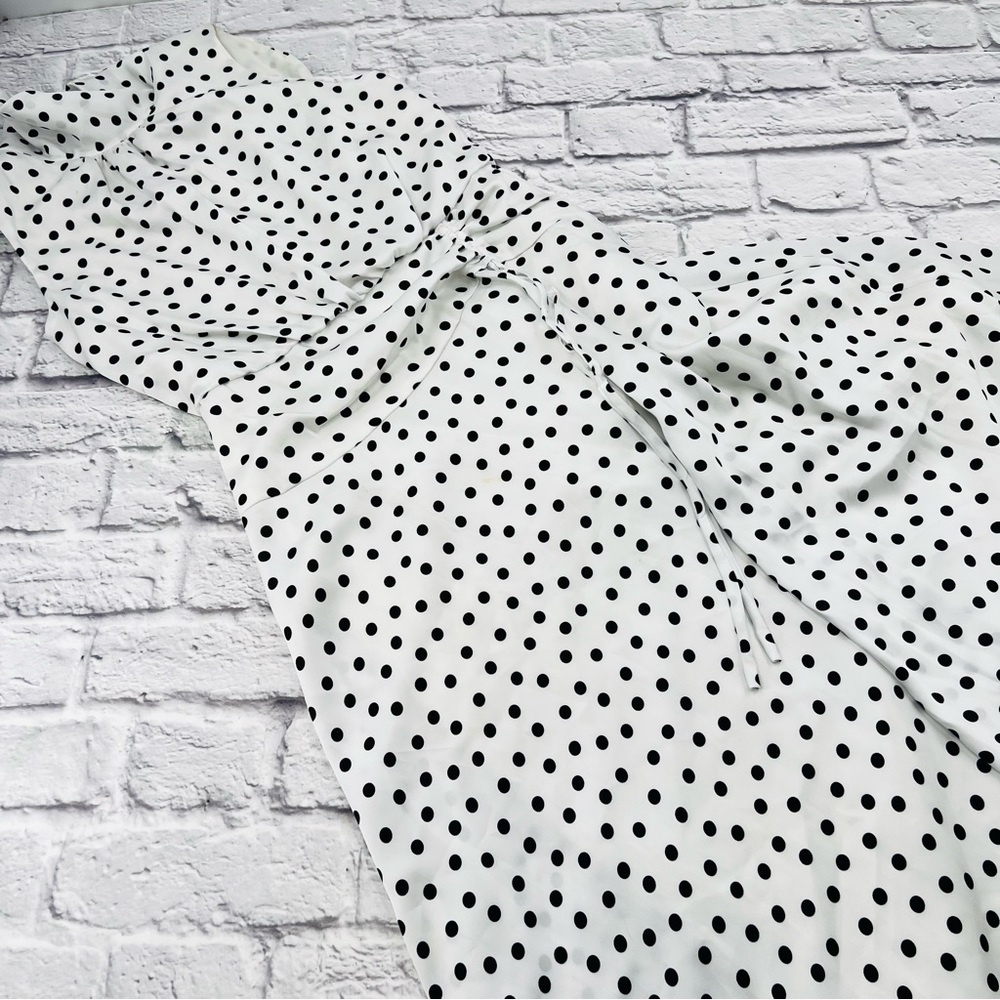 Karl Lagerfeld Black and White Polka Dot Dress Womans Size 6 Sleeveless High Low